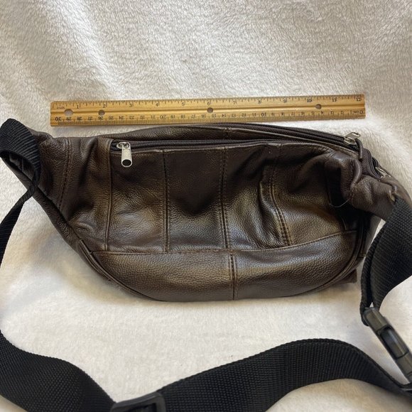 Chocolate Brown Adjustable Fanny Pack Lots Of Pockets‎ - Picture 6 of 7